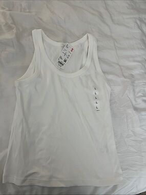 Uniqlo White Ribbed Tank Top with Tag
